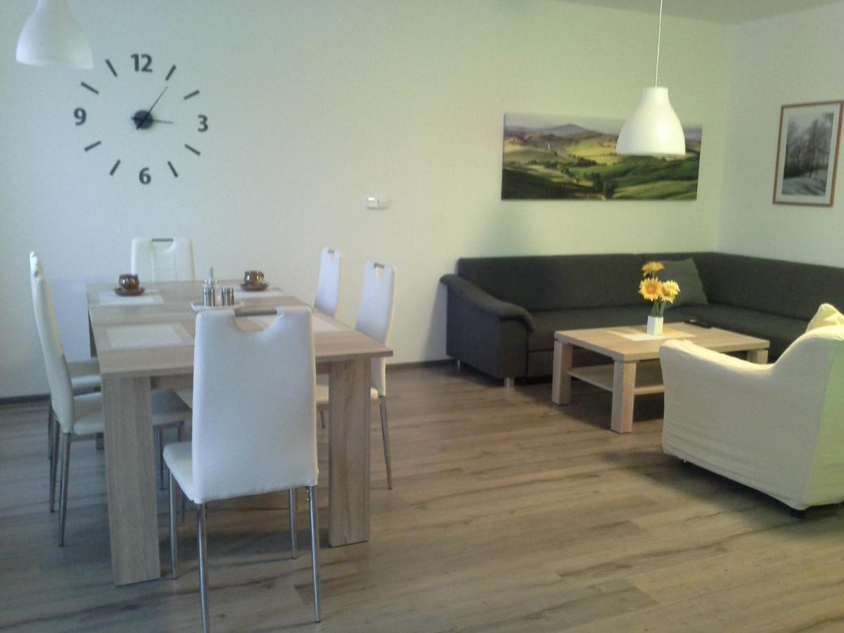 Rodinny Apartman Lucie V Blizkosti Wellness Hotelu Ve Frymburku Bagian luar foto